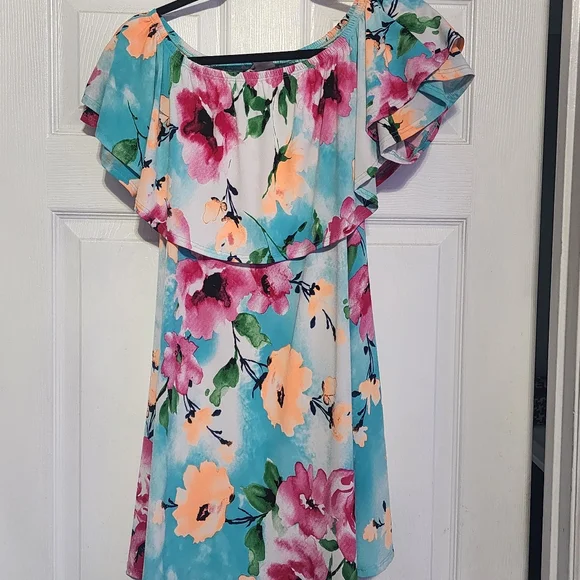 Floral Dress with Pink and Orange Blooms - Picture 2 of 3